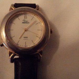 Timex Indiglo Quartz ladies vintage wristwatch